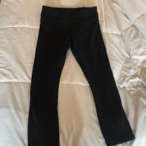Lululemon Size 4 Black Pants